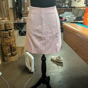 Elegant Pink Checkered Pencil Skirt